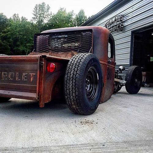 Мастерская пропитанная атмосферой и суровостью. 02