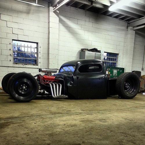 Мастерская пропитанная атмосферой и суровостью. 08