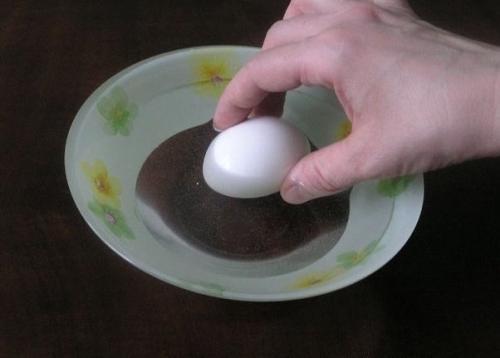 Мы красим яйца оригинальным способом. 02