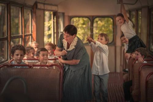 Кто-нибудь помнит такую атмосферу, когда куда-то едешь с классом? 04