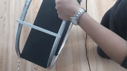 С помощью двух обручей у вас получится отличная вещица. 06