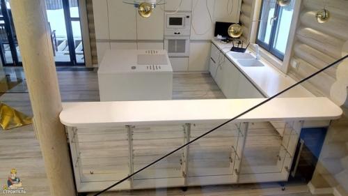 Достроили и сделали ремонт в доме. 06