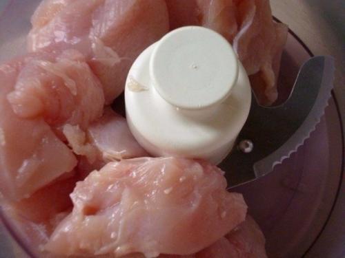 Варёная колбаса в кружке. 01 Варёная колбаса в кружке. 01