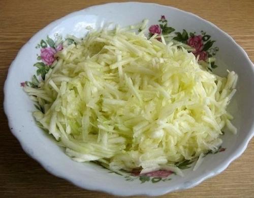 Закусочный торт из кабачков. 01