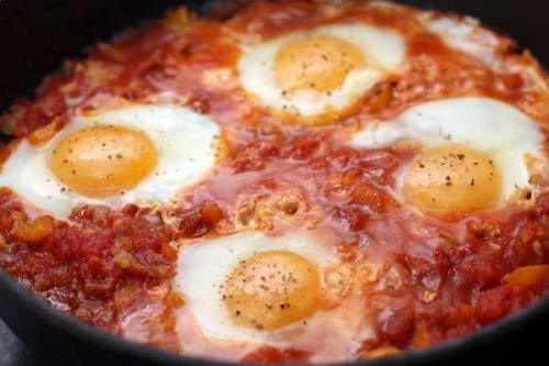 Шакшука.  Интересное блюдо из яиц с овощами, популярное в израиле и соседних странах. 05 Шакшука.  Интересное блюдо из яиц с овощами, популярное в израиле и соседних странах. 05