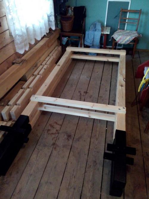 Сделал дачные качели для семьи. 01