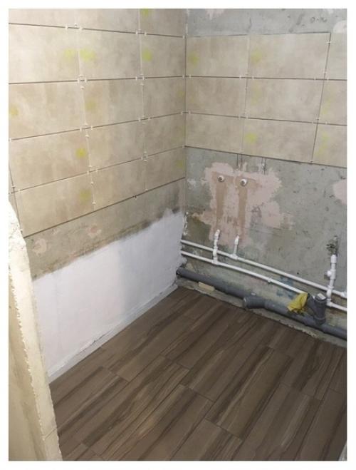 Подписчик поделился своим ремонтом в ванной, который сам делал впервые. 05