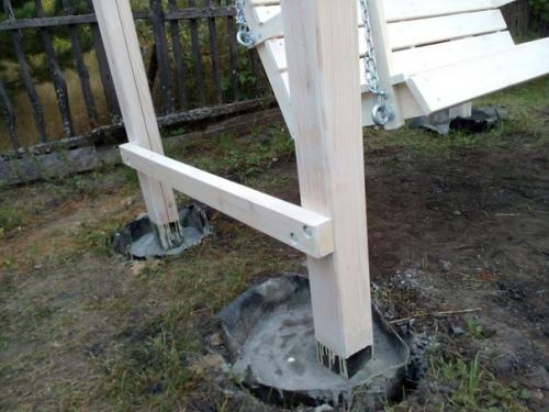 Сделал дачные качели для семьи. 03