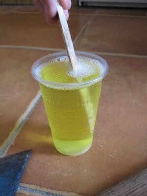 А вы больше ходите и трясите кошельками перед носом у мастеров по макияжу и прическам. 04