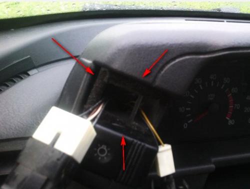 Как избавиться от скрипа пластика в салоне автомобиля? 04 Как избавиться от скрипа пластика в салоне автомобиля? 04