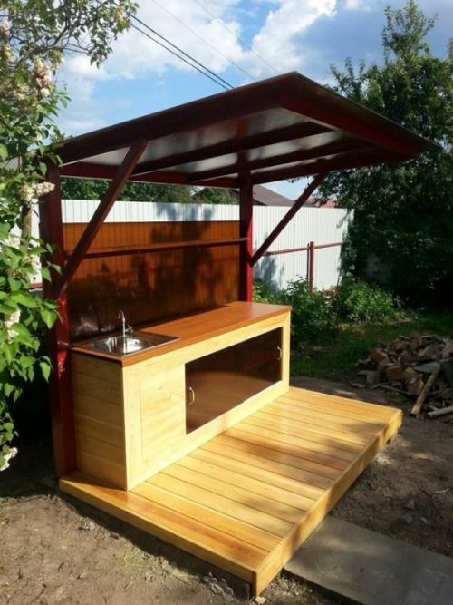 Смастерил своими руками такую летнюю кухню. 03