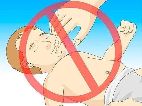 Таким образом, если ребенок подавился, он может умереть. 03