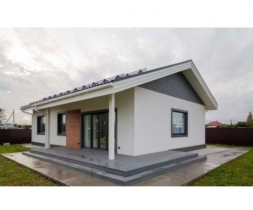 Аккуpатный одноэтажный домик, построенный для себя. 01