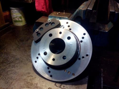 Самодельные настенные часы из автомобильного тормозного диска. 02