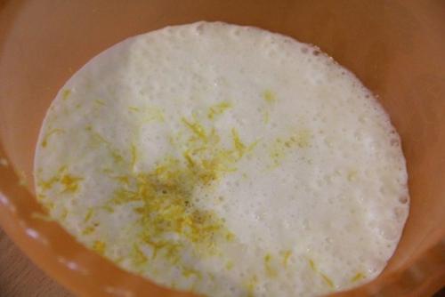 Пышные оладьи на кефире без яиц. 02