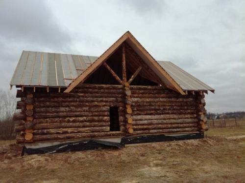 В прошлом году в декабре поставили сруб общей площадью в 140 кв. 05