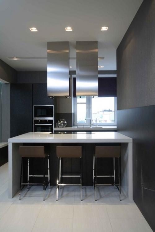 В темной спальне, кстати, лучше всего спится. 04