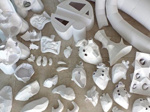 Бумажная анатомия.  Наглядное пособие от скульптора Хорста кихле. 03