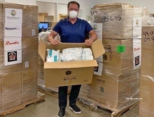 Железный Арни, с большим сердцем! 01