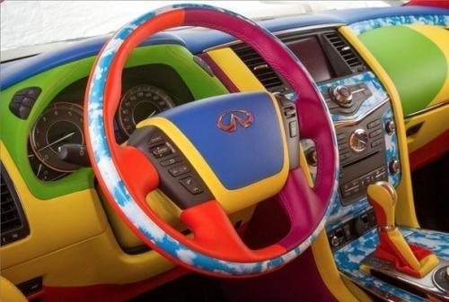 Сумасшедший - разноцветный Infiniti Qx56 Yellow Submarine. 03