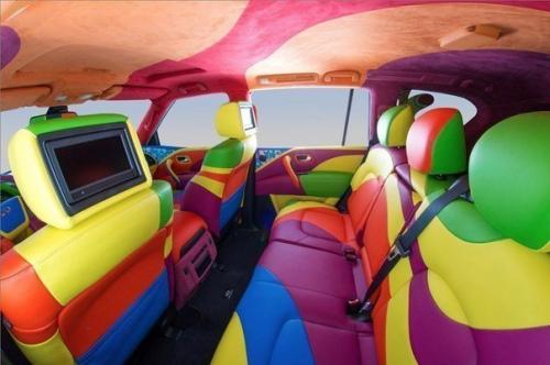 Сумасшедший - разноцветный Infiniti Qx56 Yellow Submarine. 06