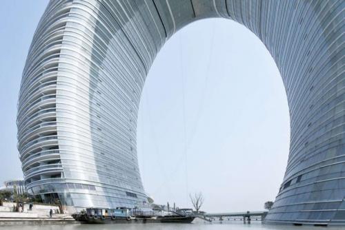 Элитный отель Sheraton Huzhou Hot Spring в форме подковы, Китай. 05