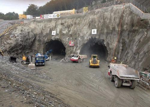 В высокогорных районах Альп строится крупная гидроэлектростанция линт - лиммерн. 05