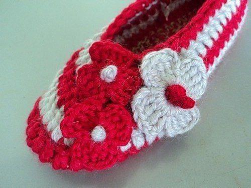 Вязаные тапочки Три Цветка. 03