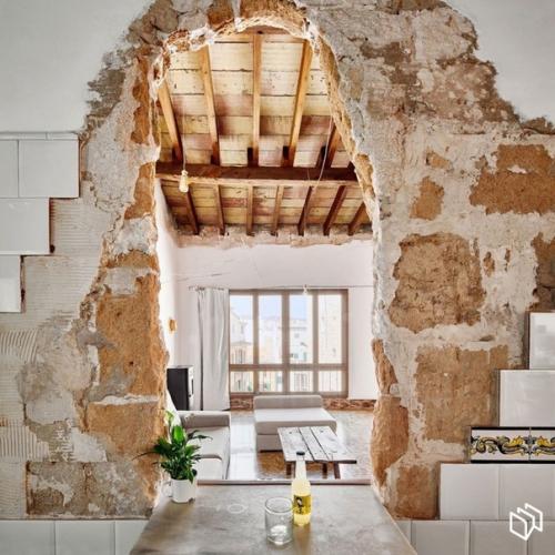 Стиль андеграунд. По-моему, это очень сильно андеграунд. 03