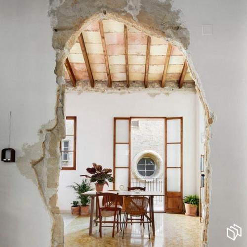 Стиль андеграунд. По-моему, это очень сильно андеграунд. 02