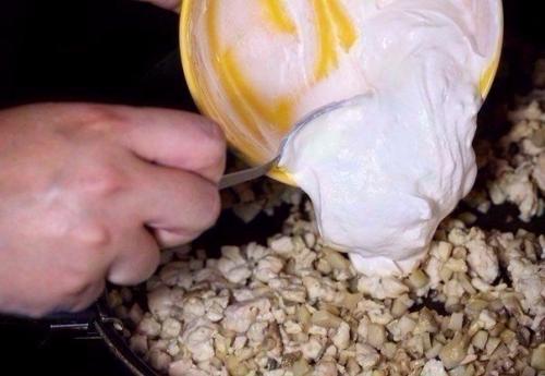 Шампиньоны с курицей и сыром. 05