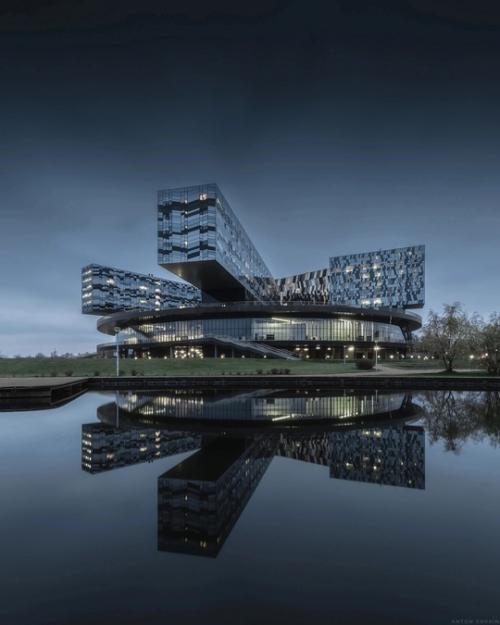 Пейзажная эстетика с инопланетным прикусом. 04