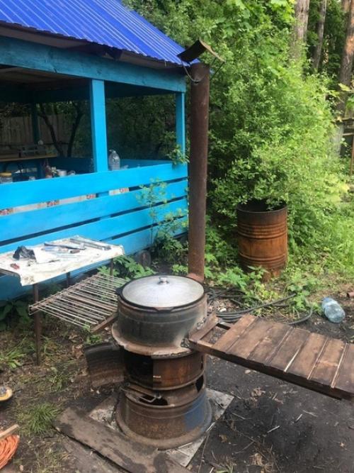 Это наша самодельная печь под казан. 04