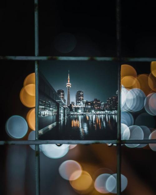 Игры с фокусировкой на одном фото - новый тренд инста фотографов. 01