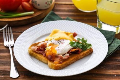 Мы готовим яйца на завтрак. 05 Мы готовим яйца на завтрак. 05