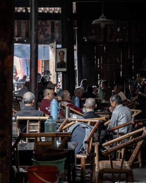 Самобытная атмосфера старой китайской чайовни время в которой остановилось. 03