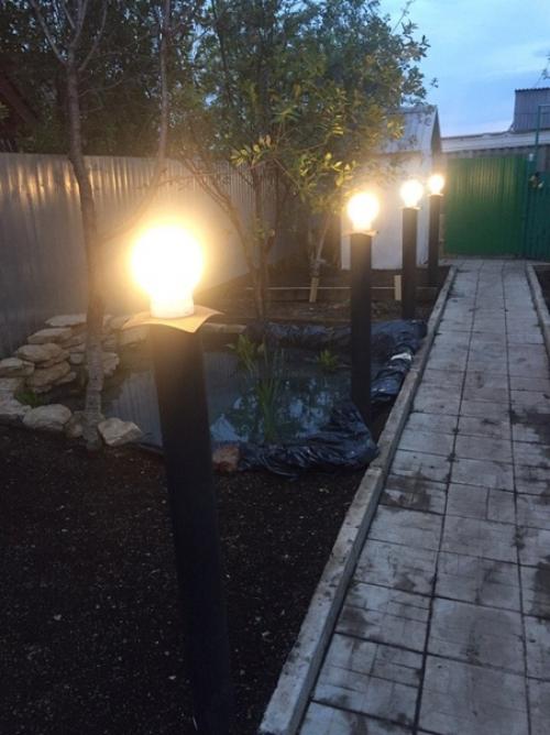 Сделал пруд своими руками, посеял газон и поставил бассейн с подогревом. 02