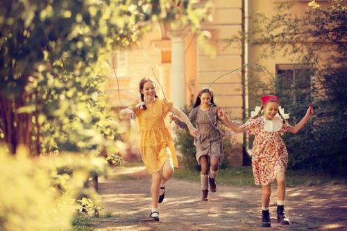 Прекрасной юности чудесная пора. 02