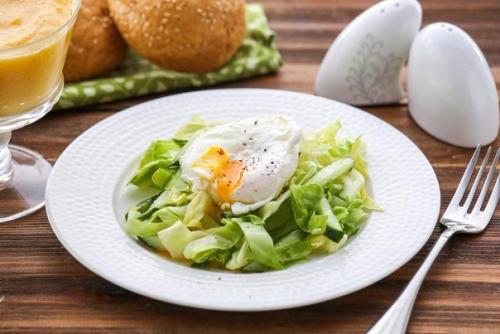 Мы готовим яйца на завтрак. 03 Мы готовим яйца на завтрак. 03