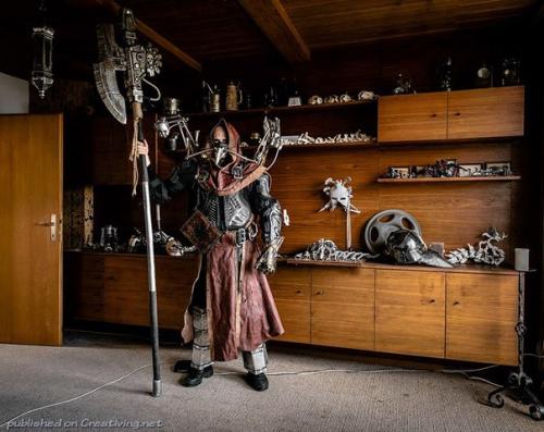 Косплееры у себя дома. 03