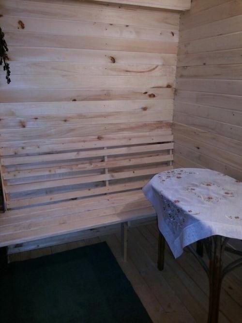 Тоже захотелось поделиться фото своей баньки в деревне. 04