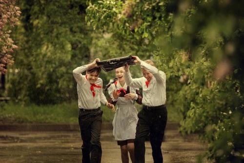 Прекрасной юности чудесная пора. 01