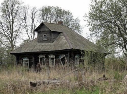 Со смыслом.   Cyдили дepeвню (a тa бeзoтвeтнa). 04