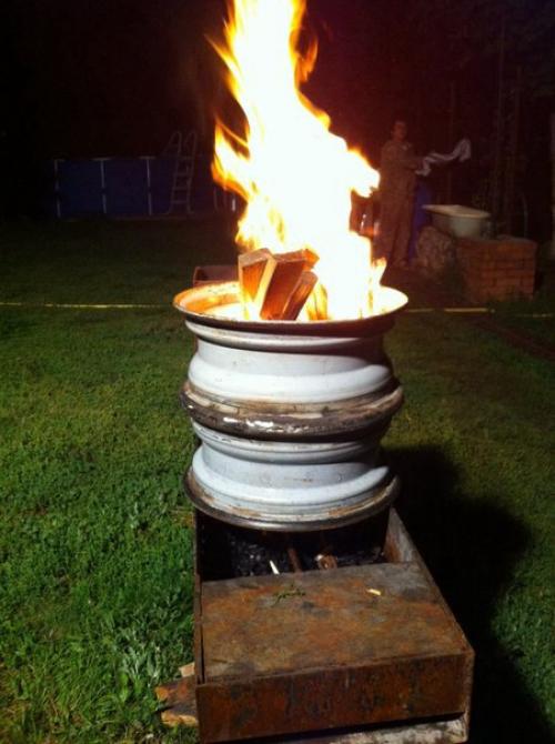 Павел атаманов. Печка под казан из ненужных дисков. 04