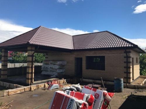 Построили баньку с верандой. 04