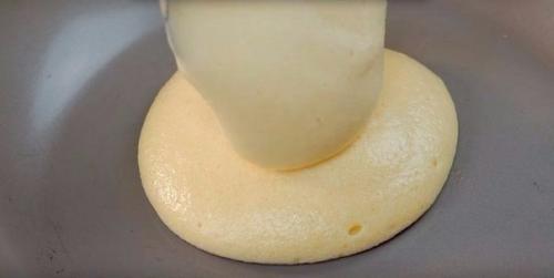 Ты больше не захочешь готовить оладьи иначе! 05