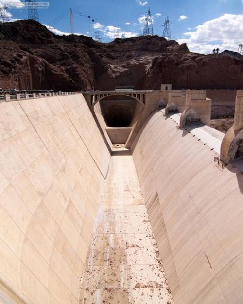 Аризонский водосброс на плотине Гувера. 04