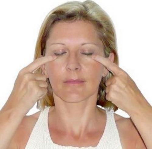 Шиацу: от мешков и темных кругов под глазами и для улучшения зрения. 04 Шиацу: от мешков и темных кругов под глазами и для улучшения зрения. 04