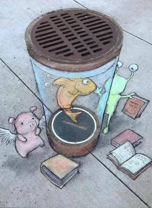 Трещины на тротуарах превращаются в целые миры художника. 07