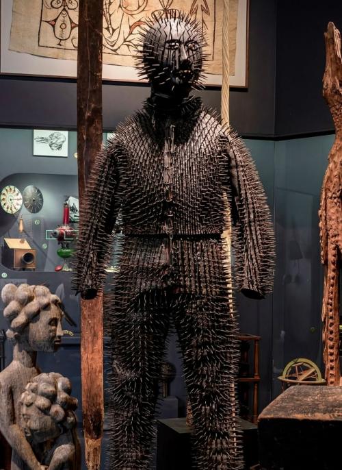 Сибирские охотники создавали костюмы, способные противостоять атакам медведей. 01